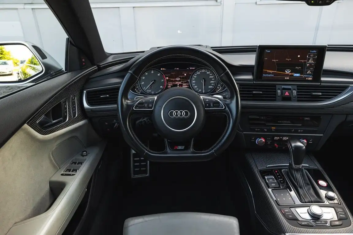 AUDI S7