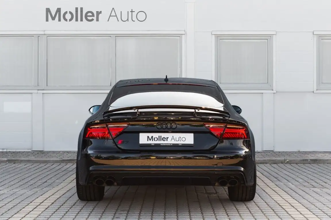 AUDI S7