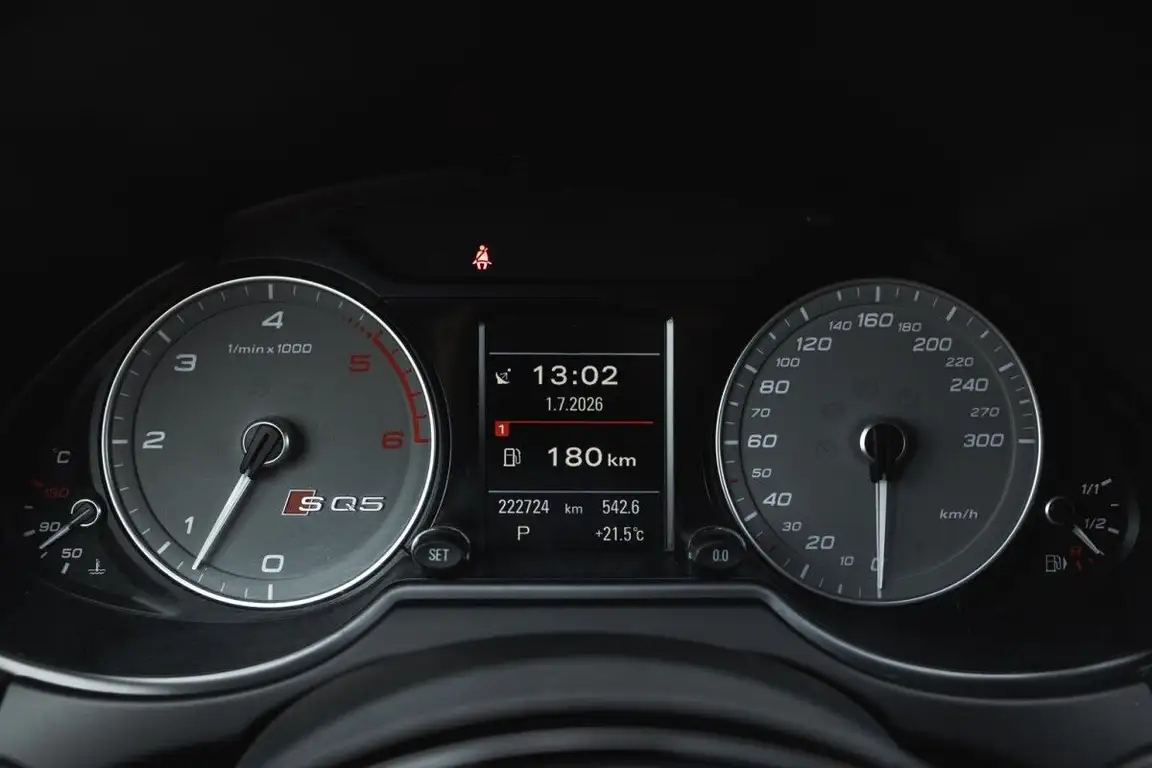 AUDI SQ5