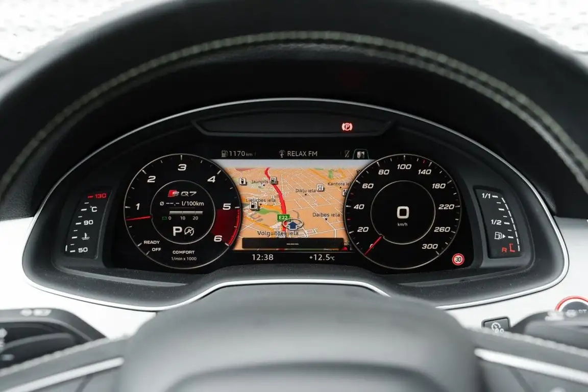 AUDI SQ7