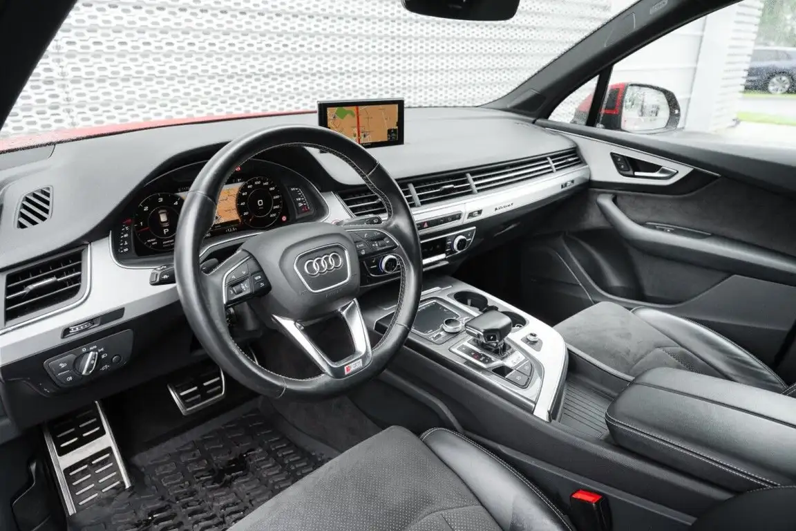 AUDI SQ7
