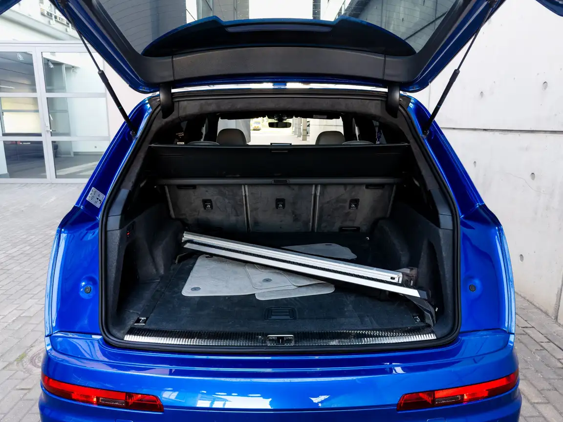 AUDI SQ7