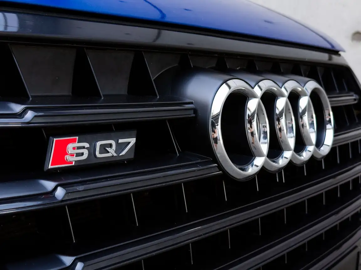 AUDI SQ7