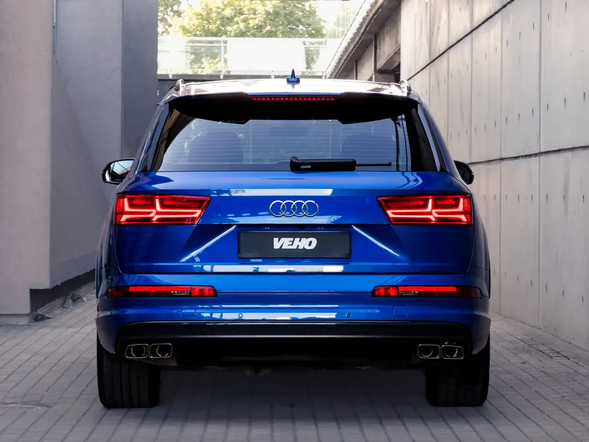 AUDI SQ7