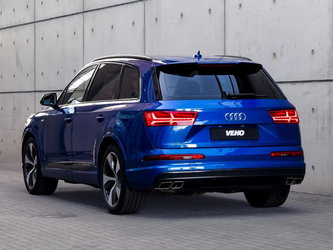 AUDI SQ7