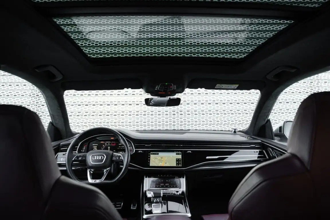AUDI SQ8