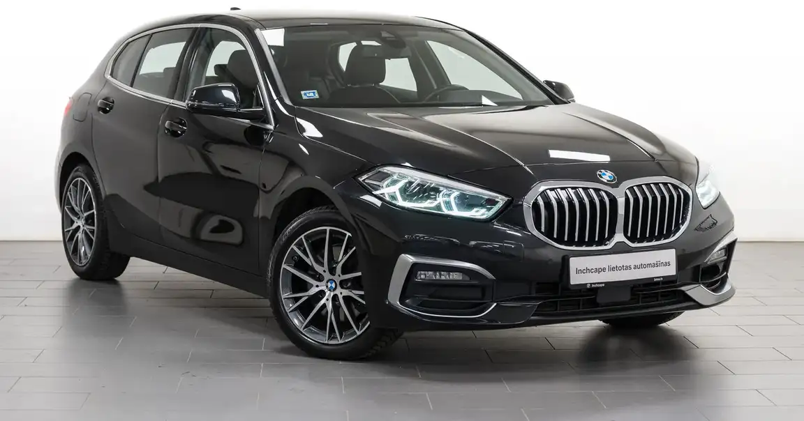 BMW 1 SERIES