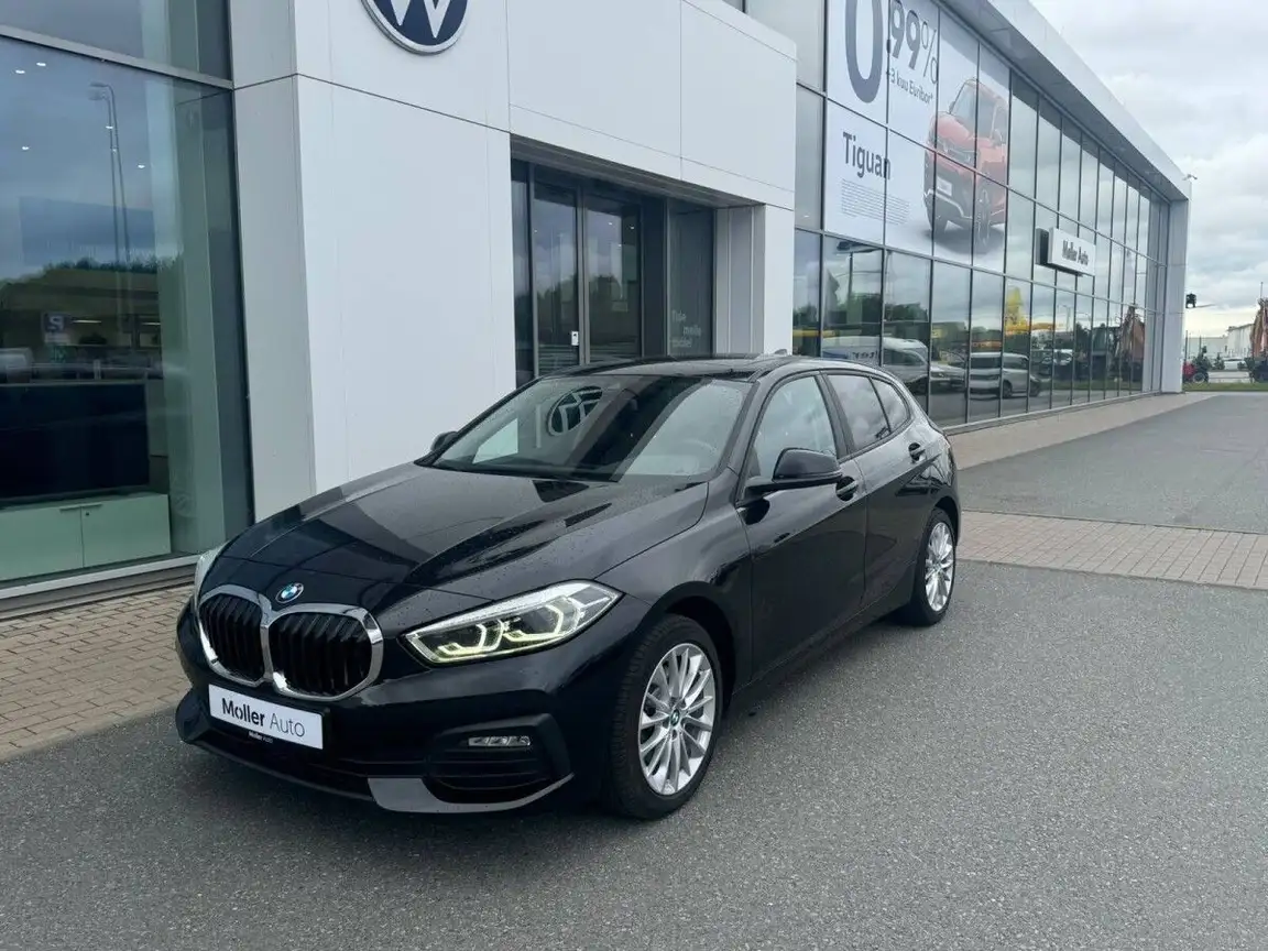 BMW 1 SERIES