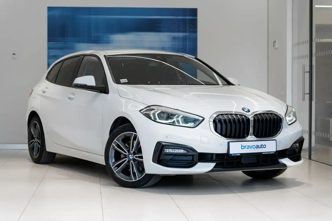 BMW 1 SERIES