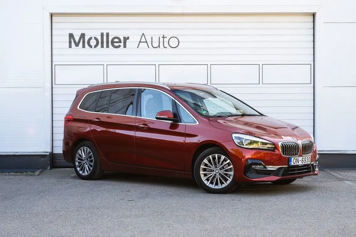 BMW 2 SERIES