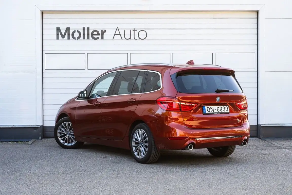 BMW 2 SERIES