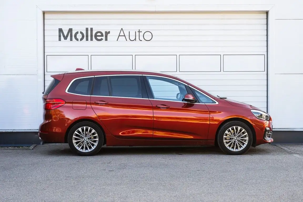 BMW 2 SERIES