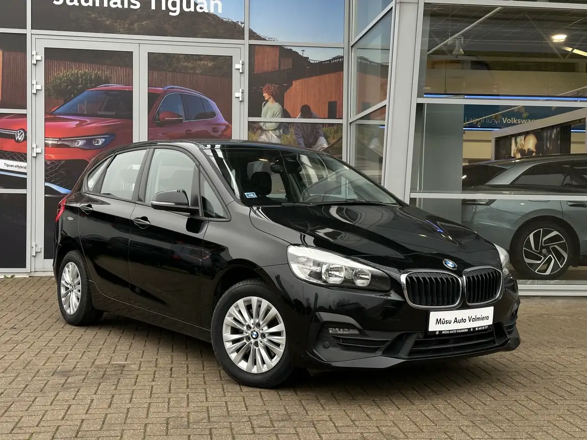 BMW 2 SERIES