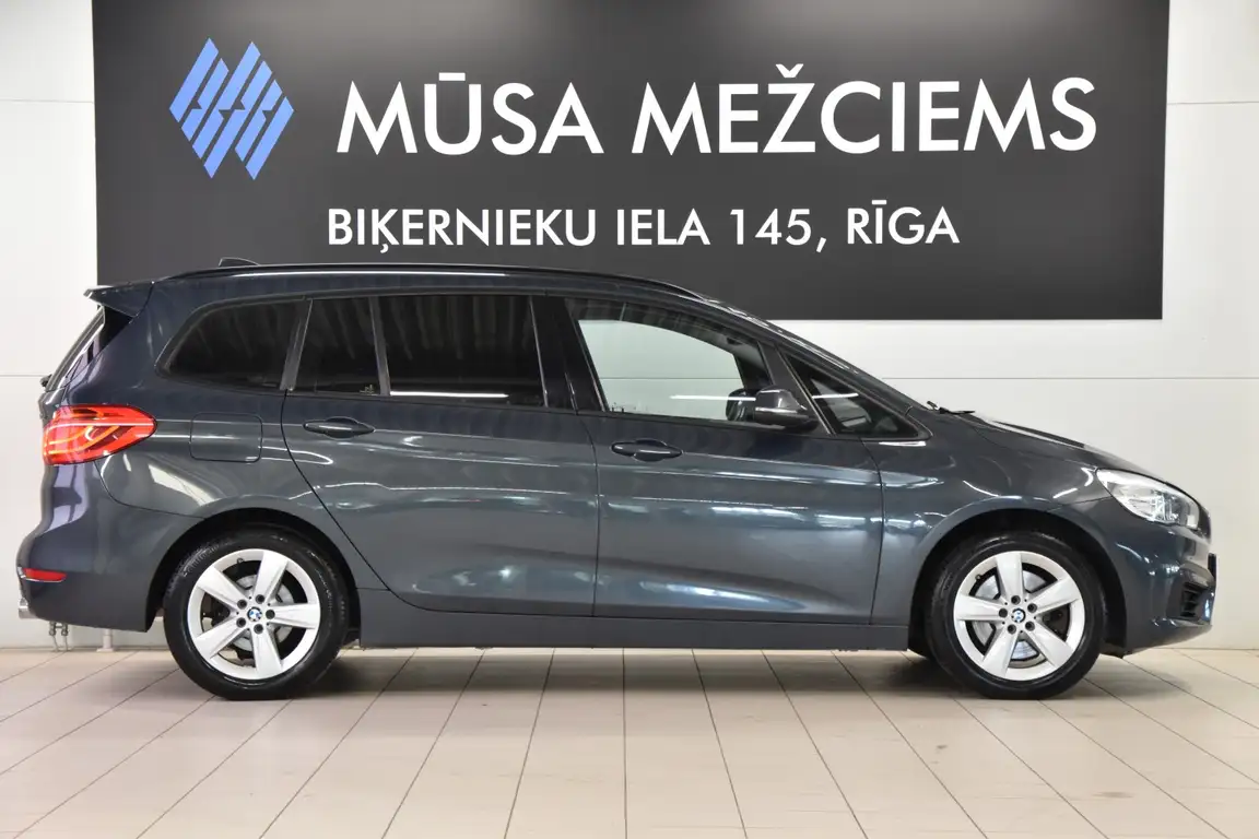 BMW 2 SERIES