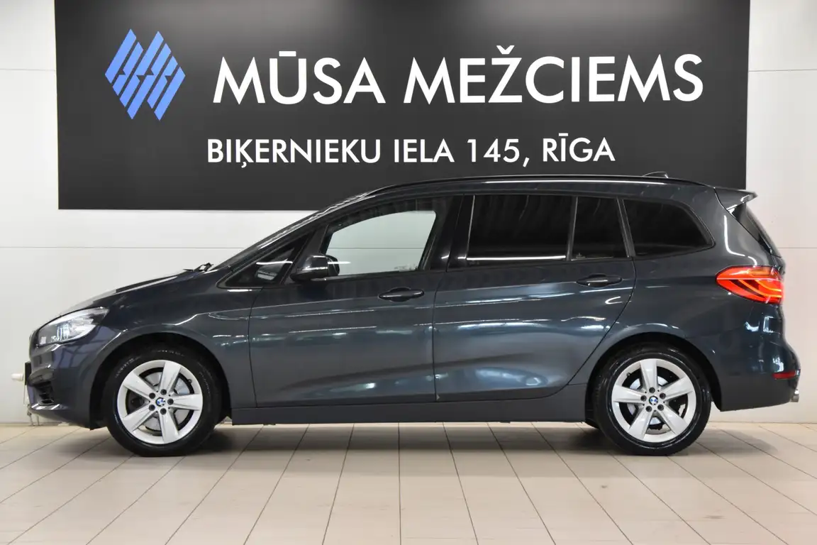 BMW 2 SERIES