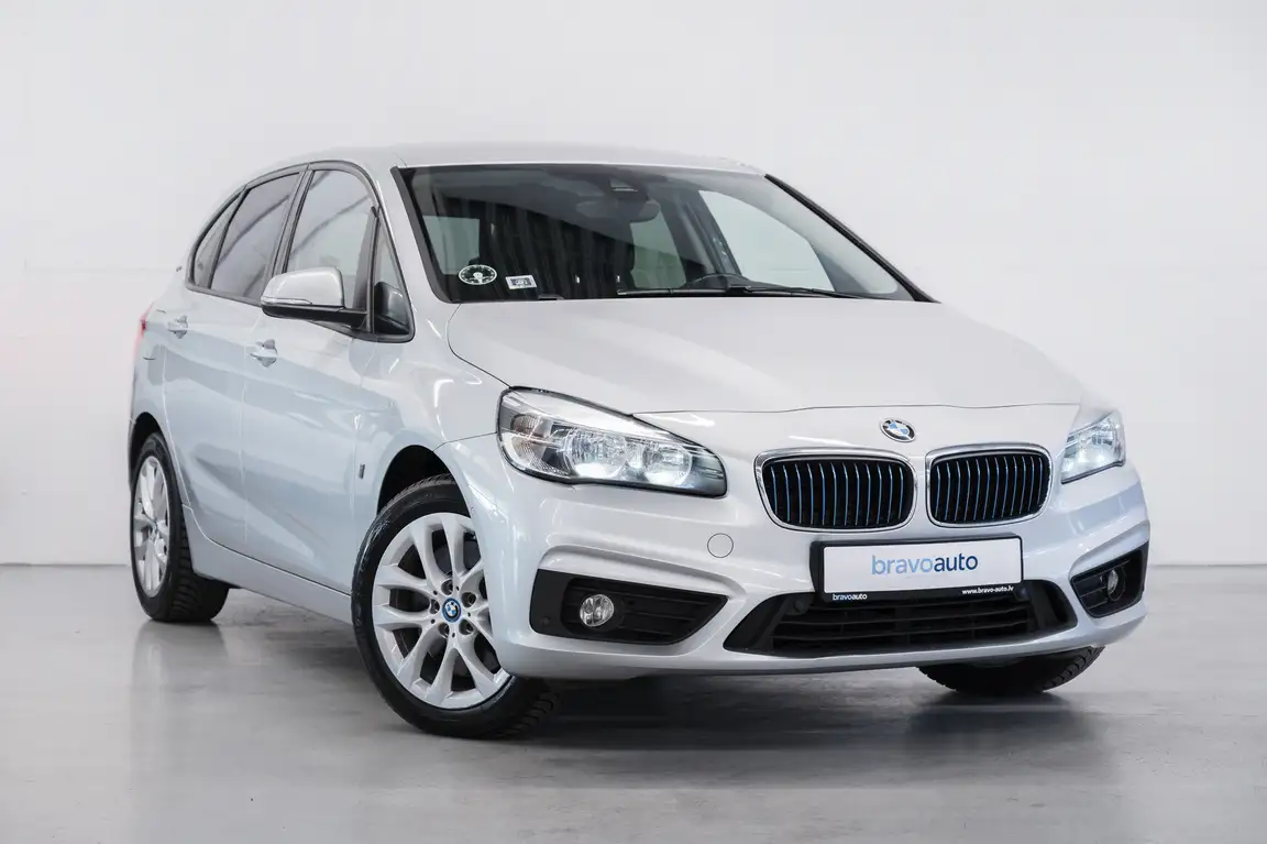 BMW 2 SERIES