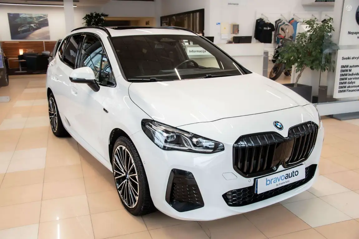 BMW 2 SERIES