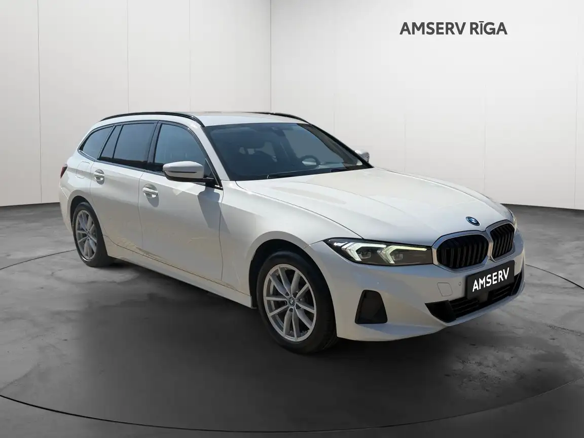 BMW 3 SERIES