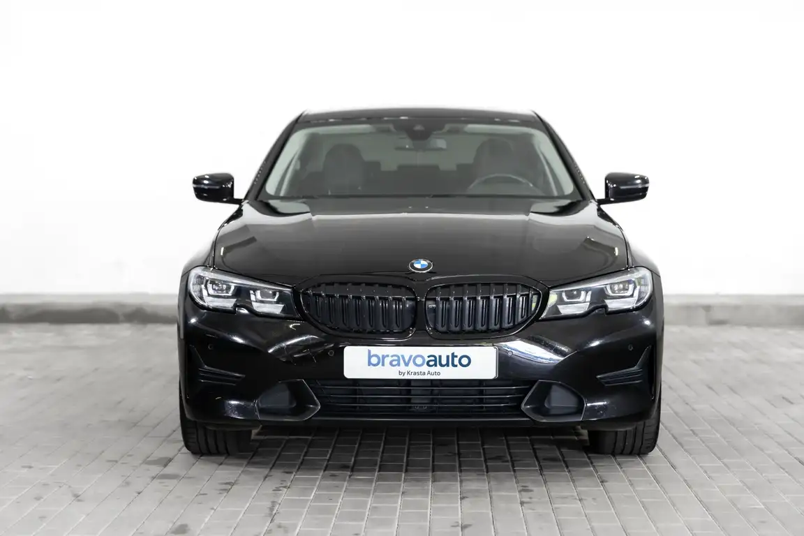 BMW 3 SERIES