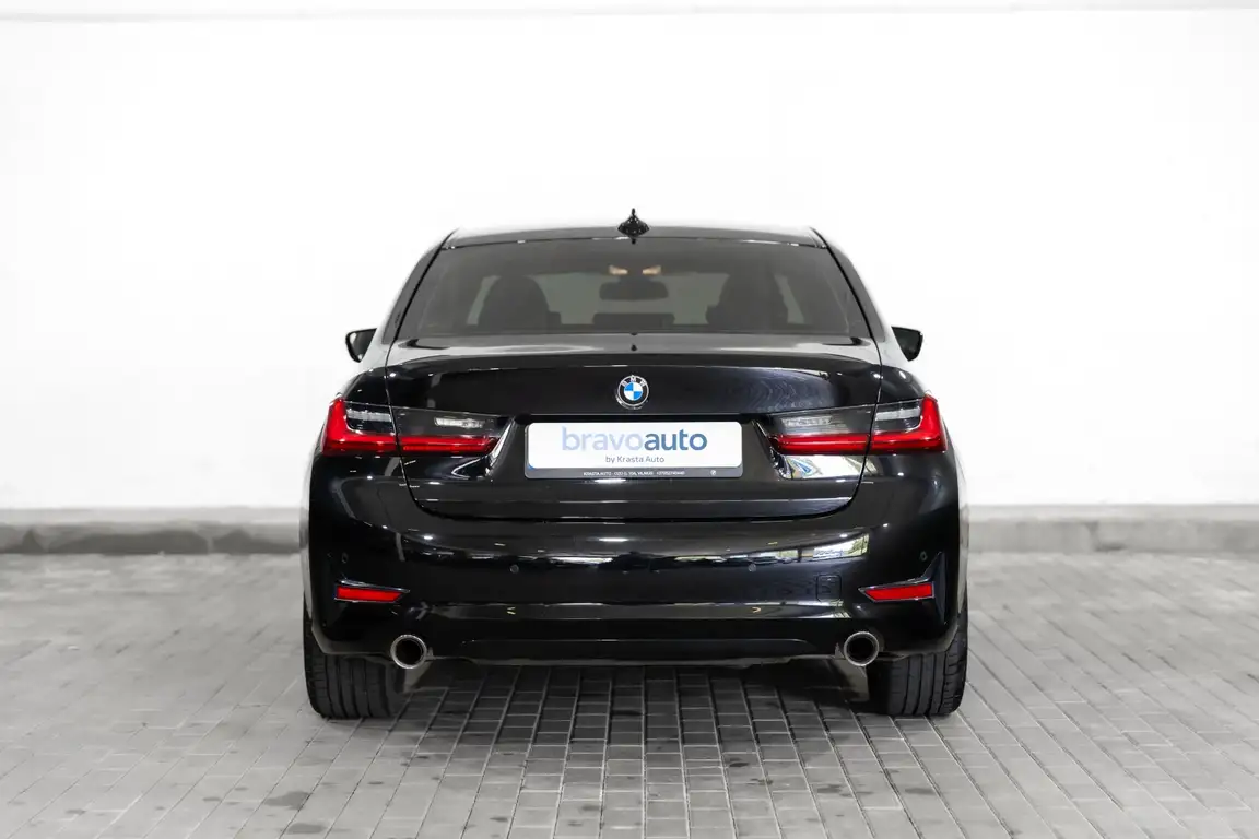 BMW 3 SERIES
