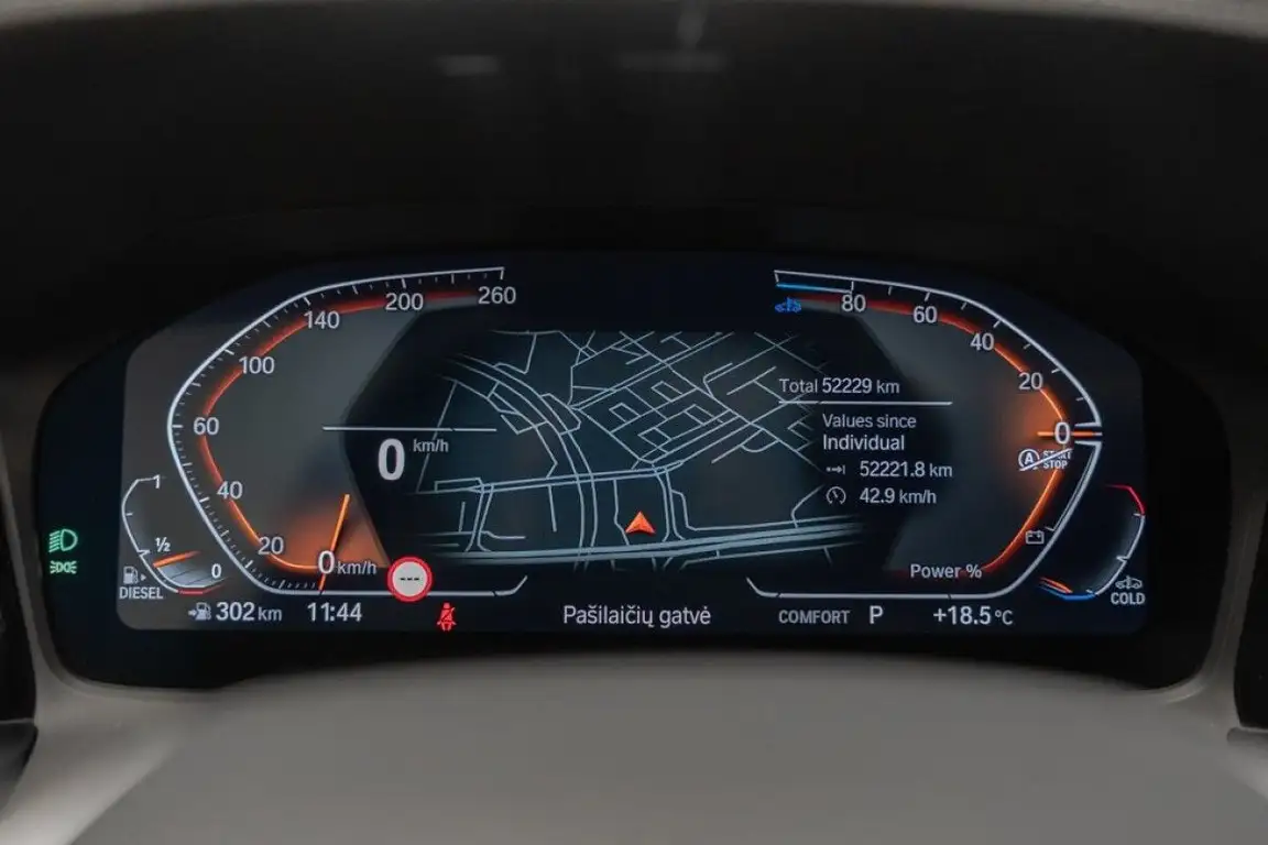 BMW 3 SERIES