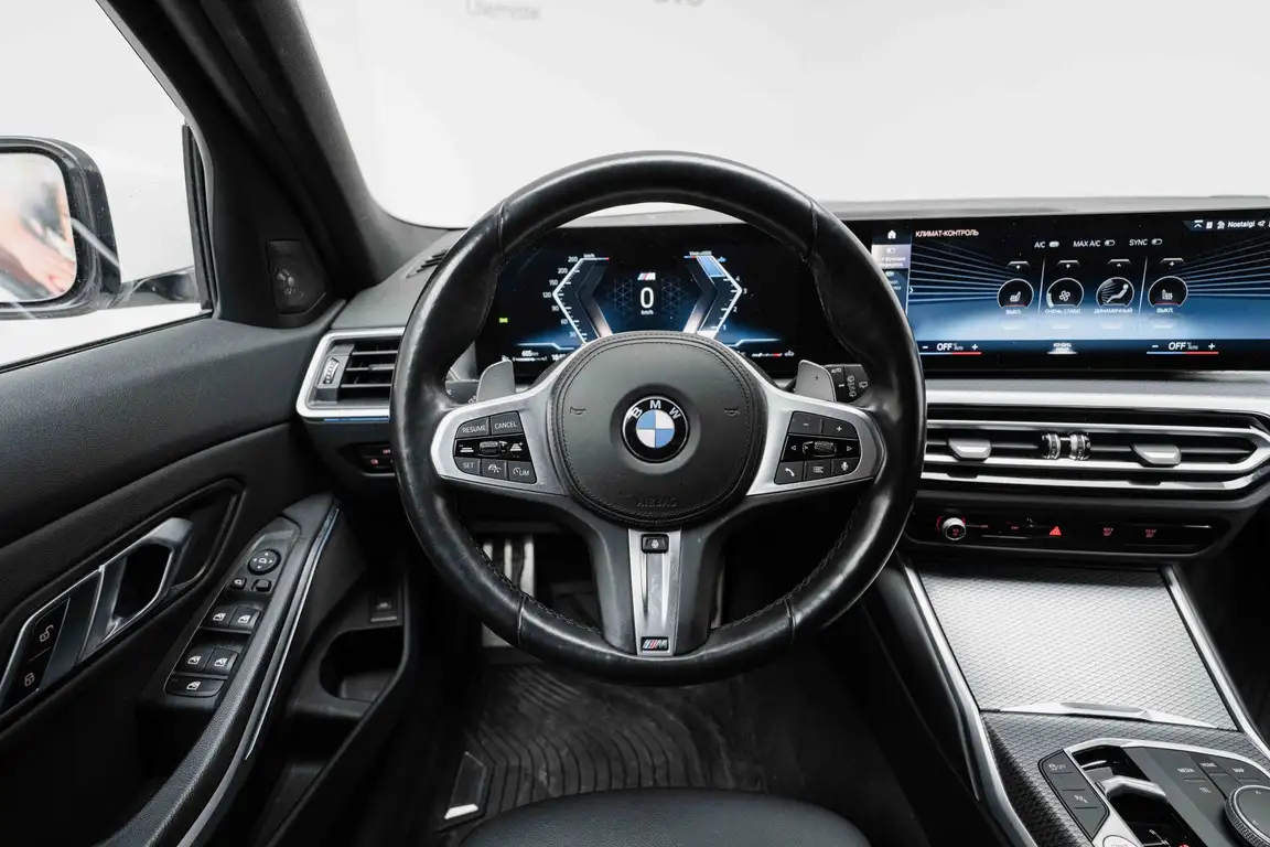 BMW 3 SERIES