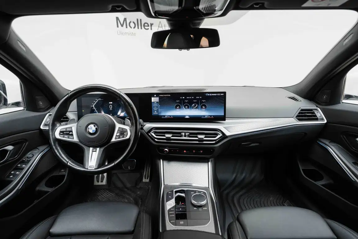 BMW 3 SERIES