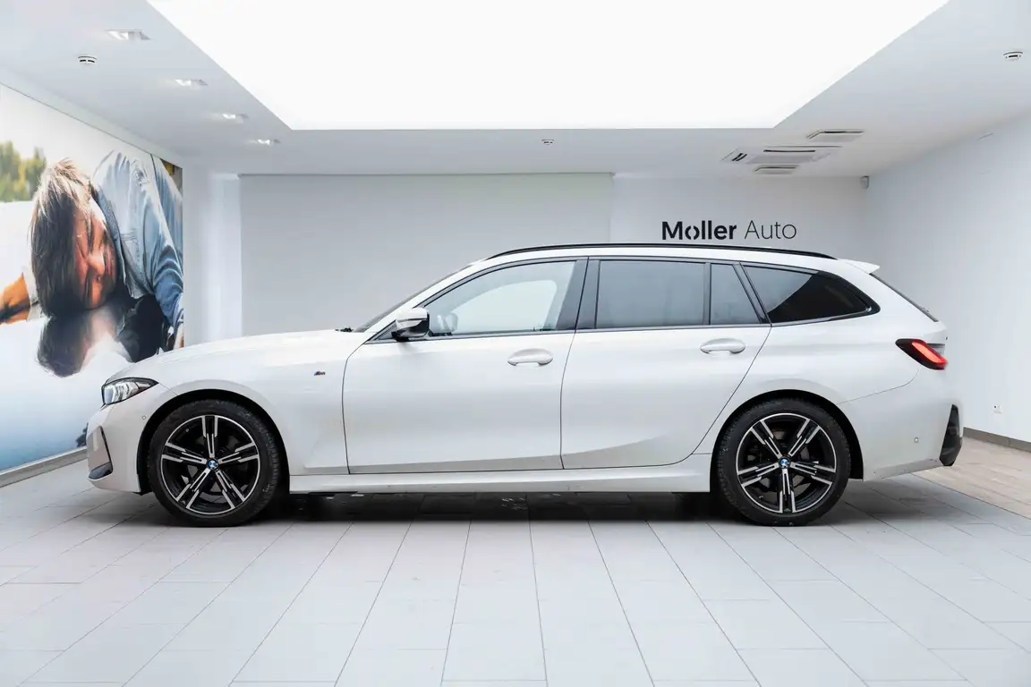 BMW 3 SERIES