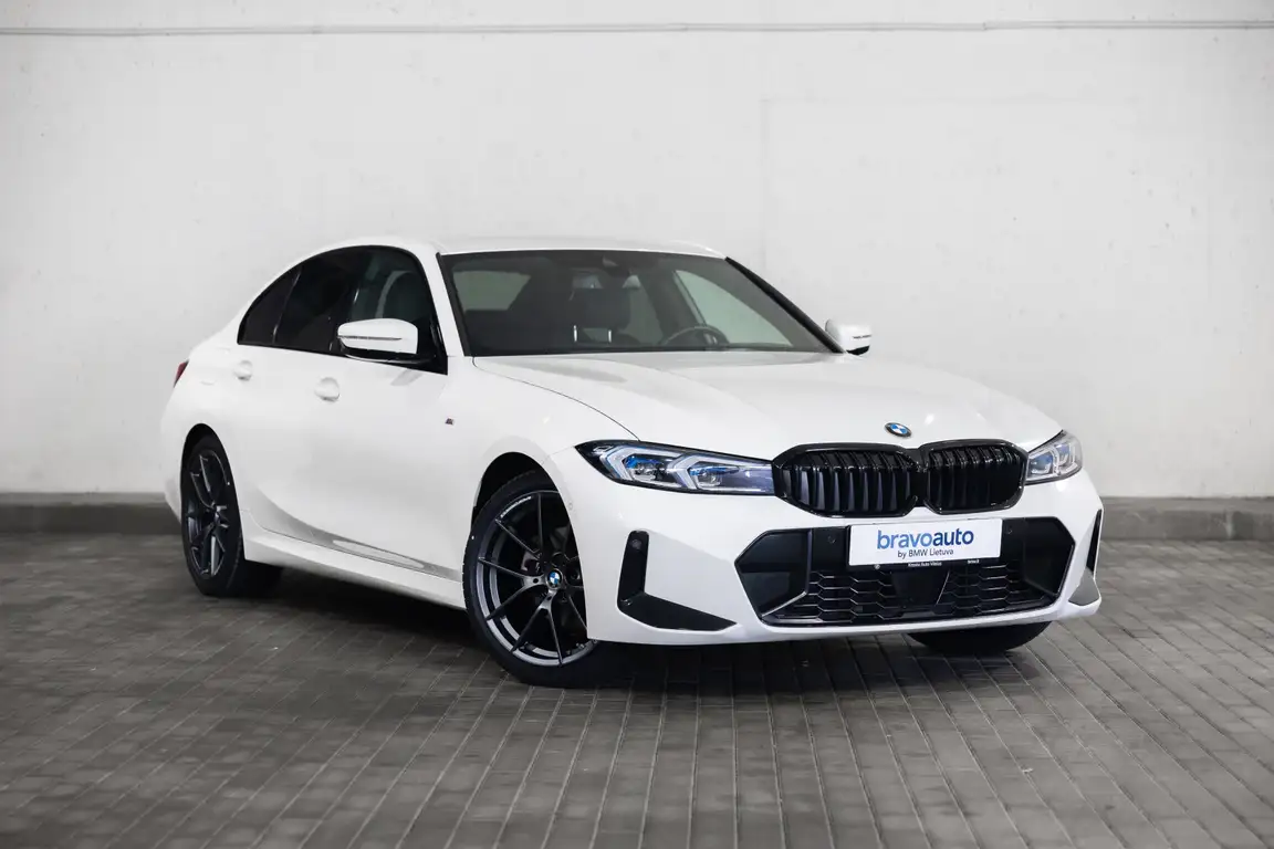 BMW 3 SERIES