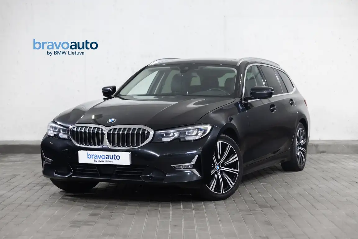 BMW 3 SERIES