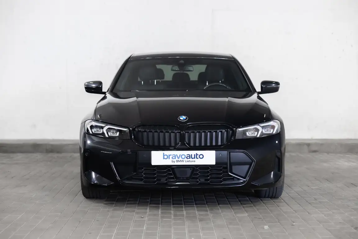 BMW 3 SERIES