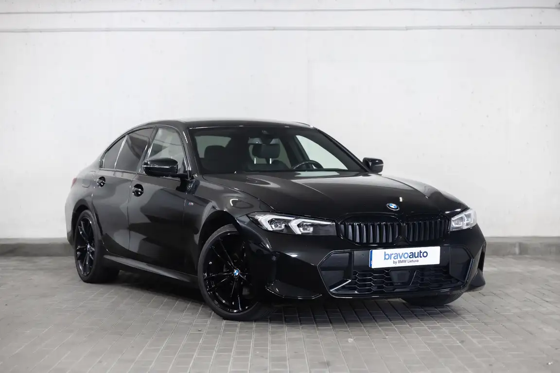 BMW 3 SERIES