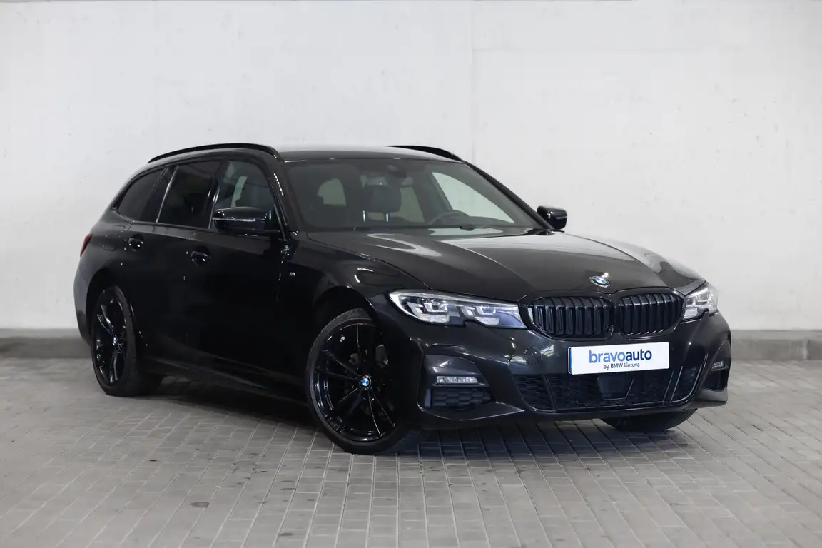 BMW 3 SERIES