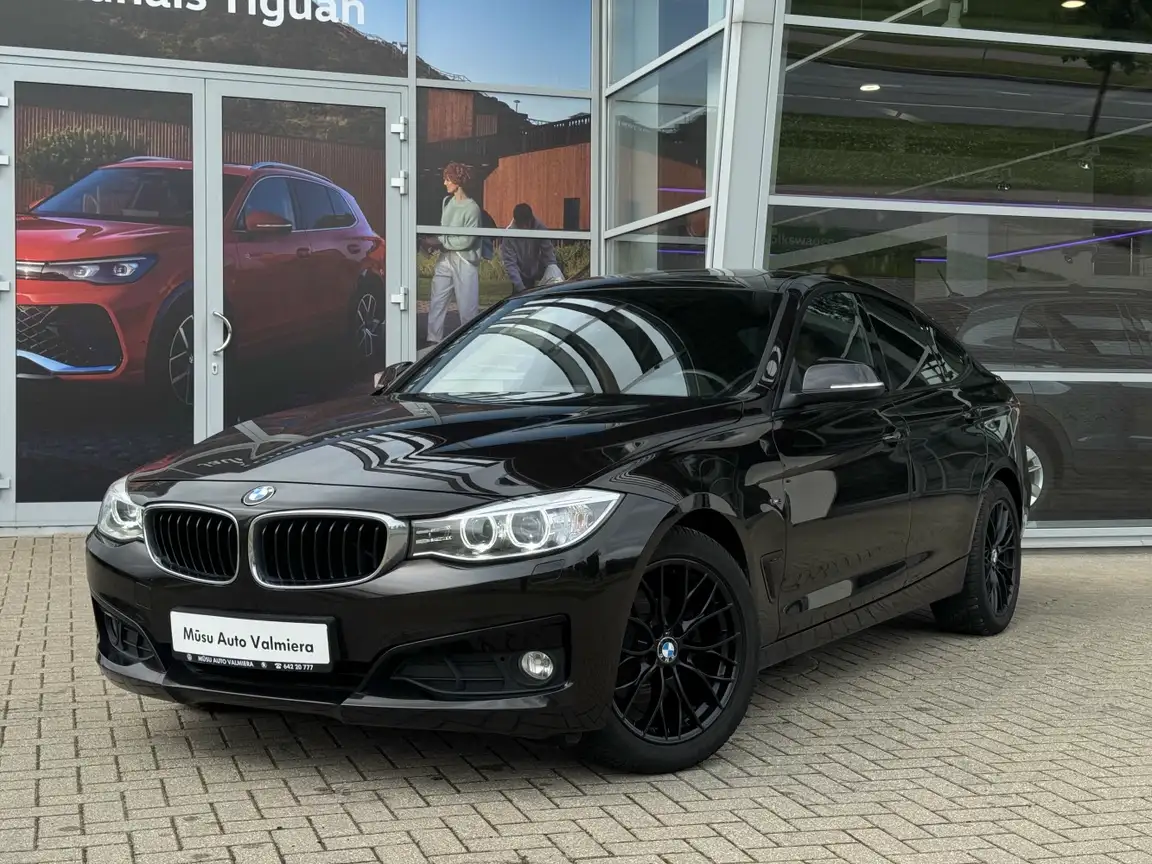 BMW 3 SERIES