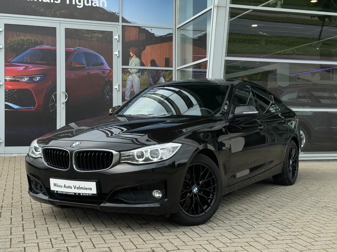 BMW 3 SERIES