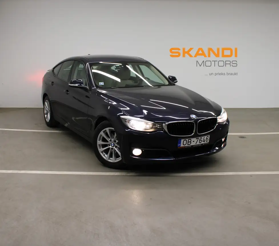 BMW 3 SERIES