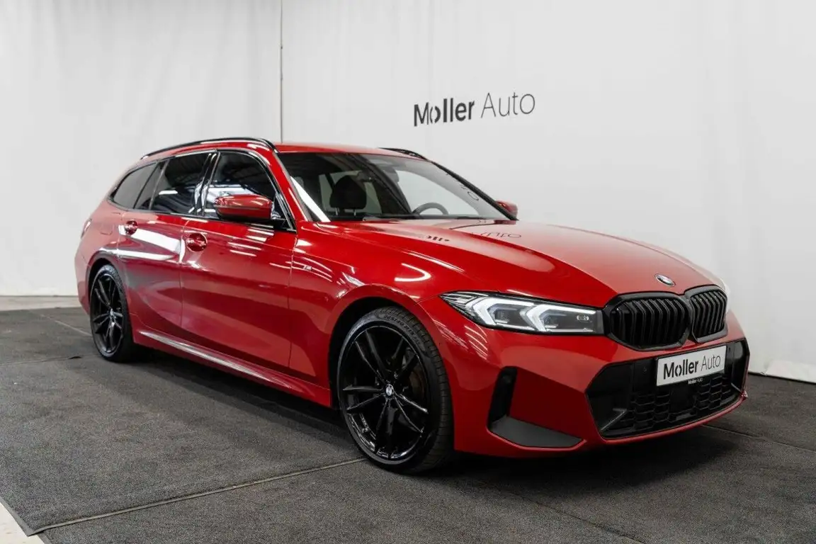 BMW 3 SERIES