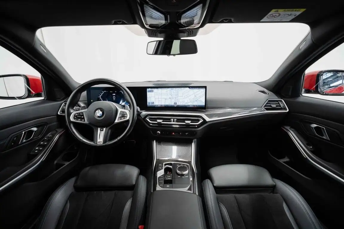 BMW 3 SERIES