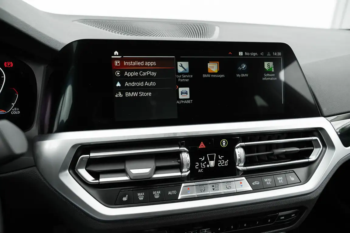 BMW 3 SERIES