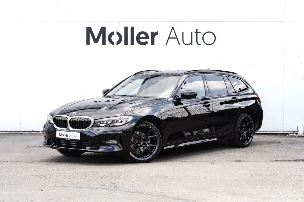 BMW 3 SERIES