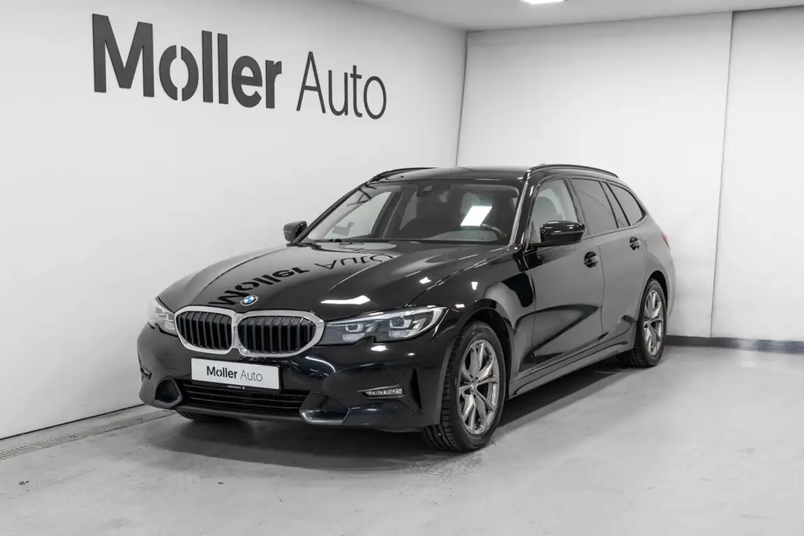 BMW 3 SERIES