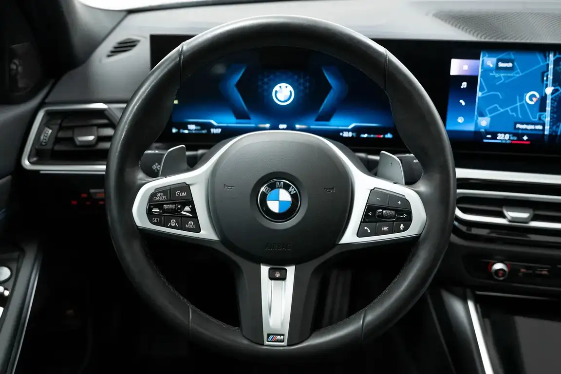 BMW 3 SERIES