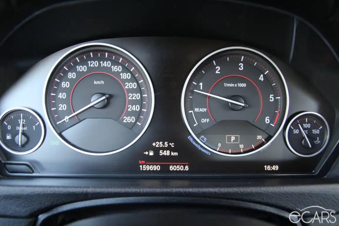 BMW 3 SERIES