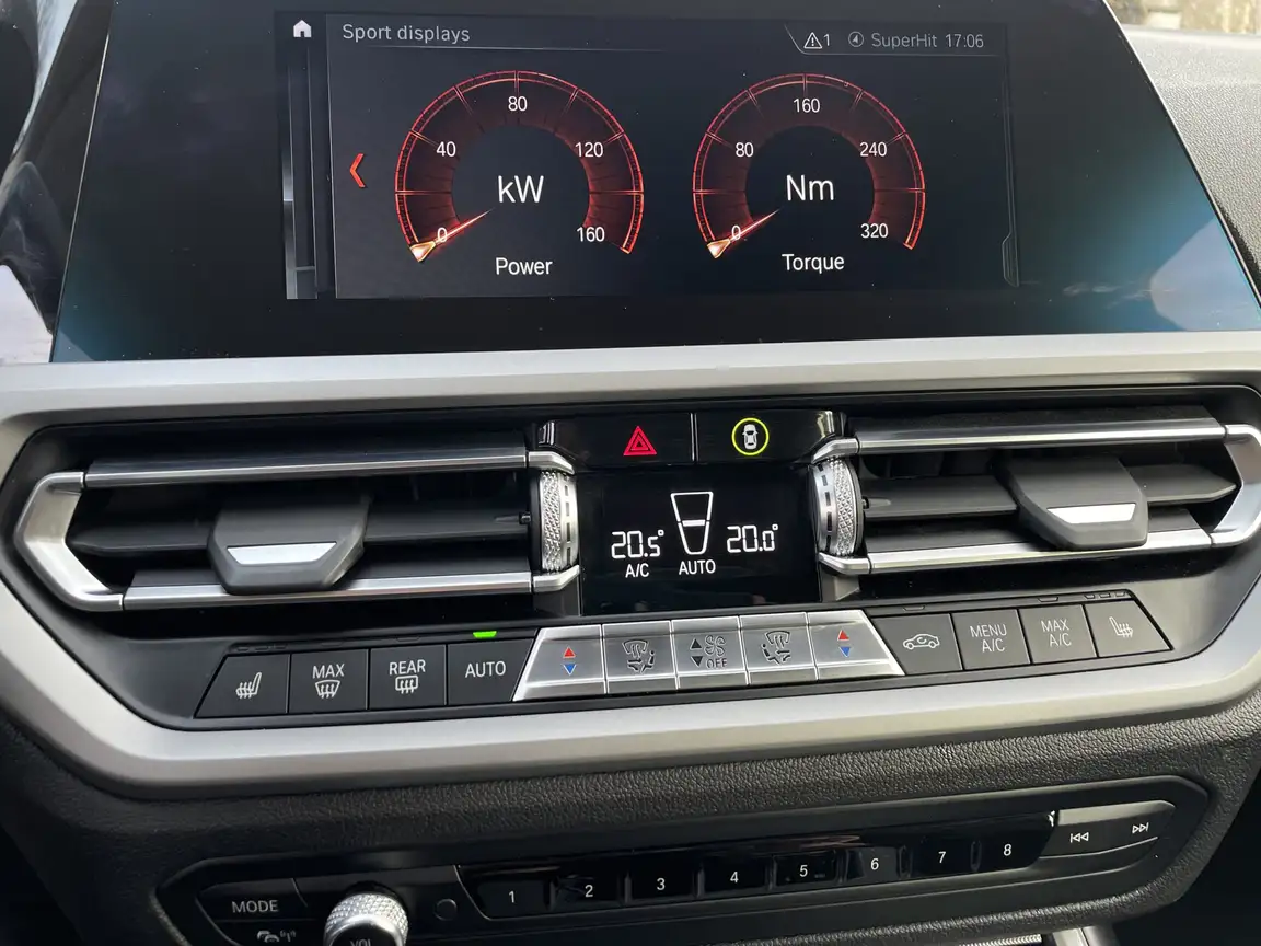 BMW 3 SERIES