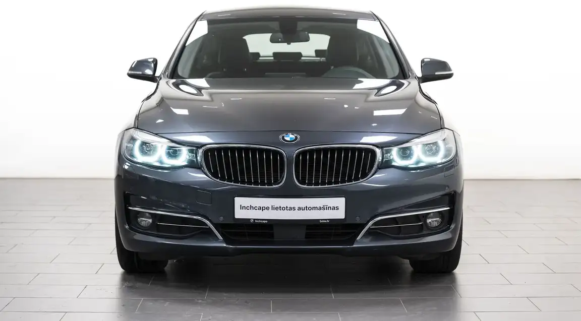 BMW 3 SERIES