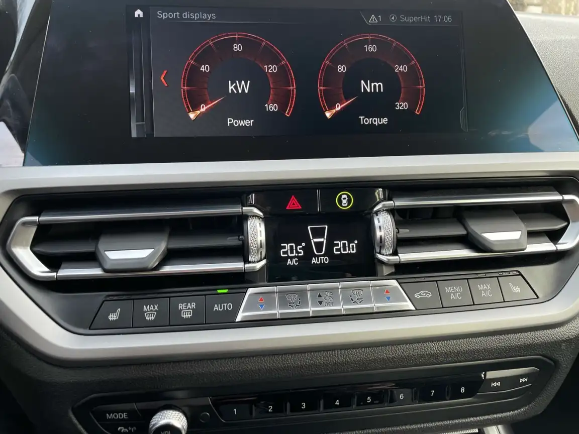 BMW 3 SERIES