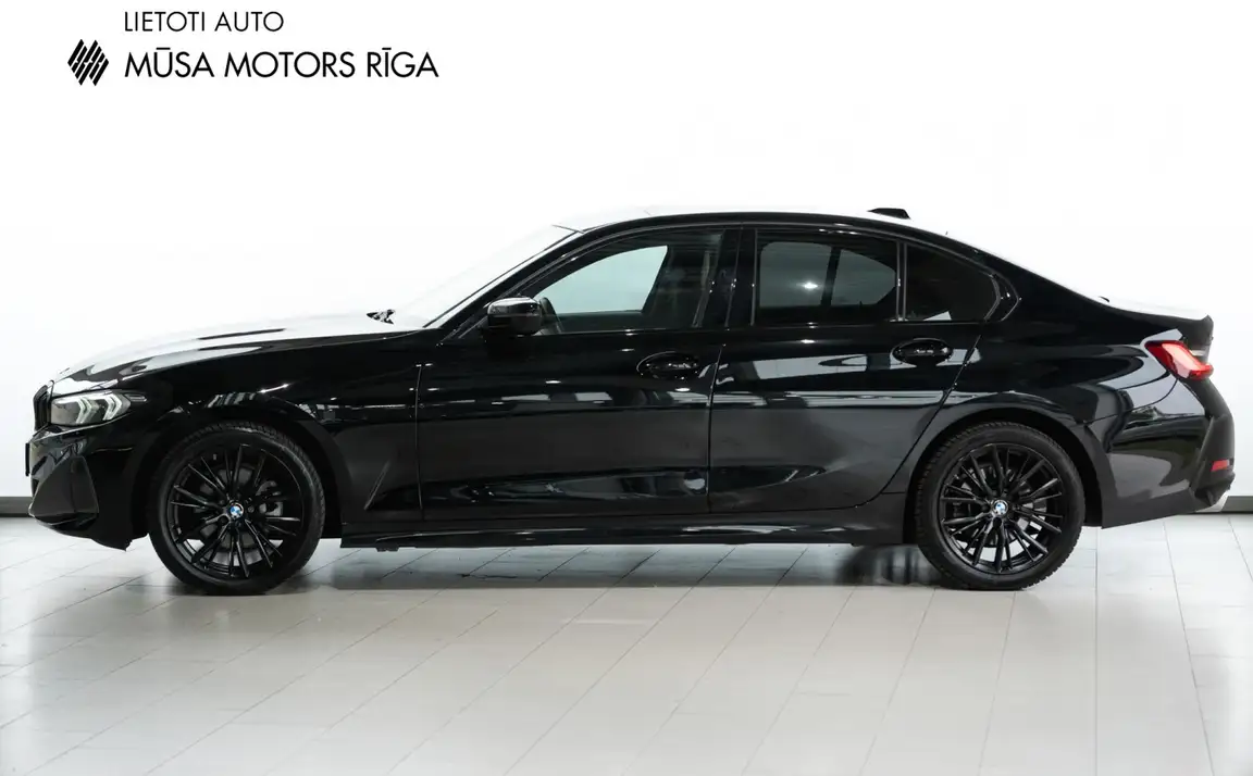 BMW 3 SERIES