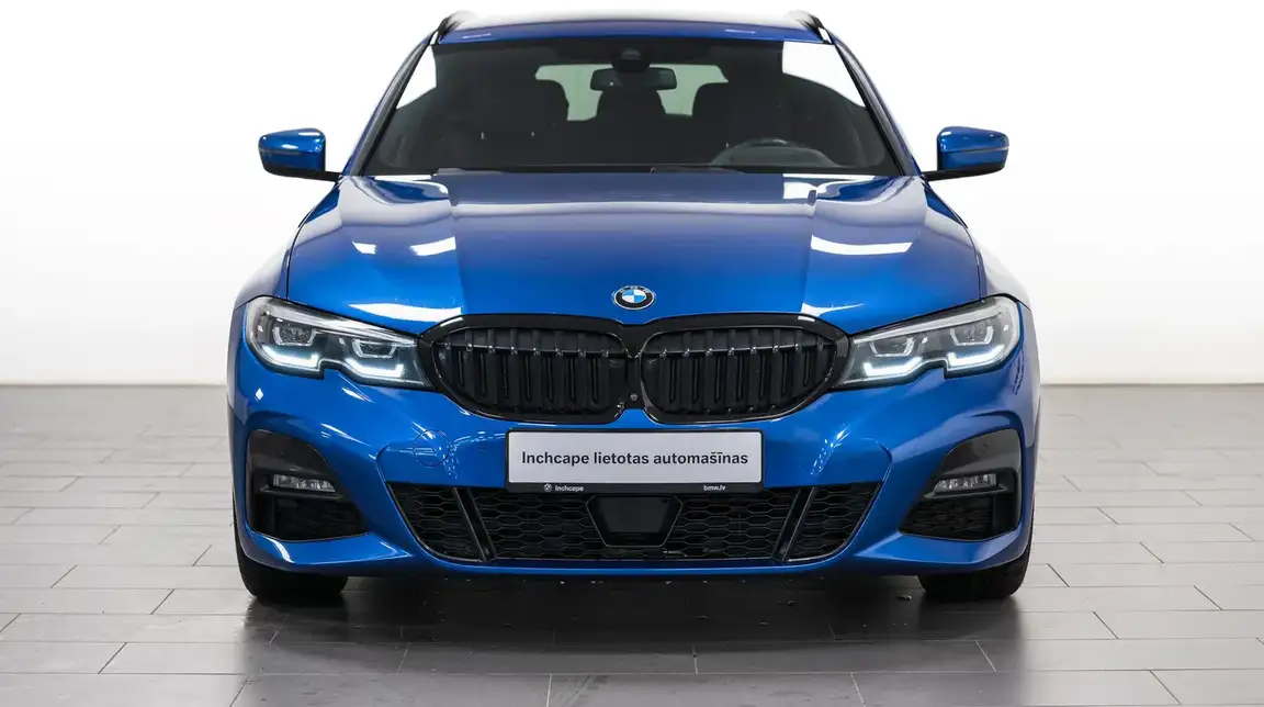 BMW 3 SERIES