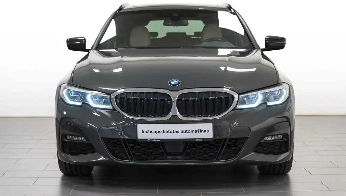 BMW 3 SERIES
