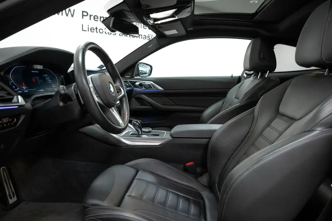 BMW 4 SERIES